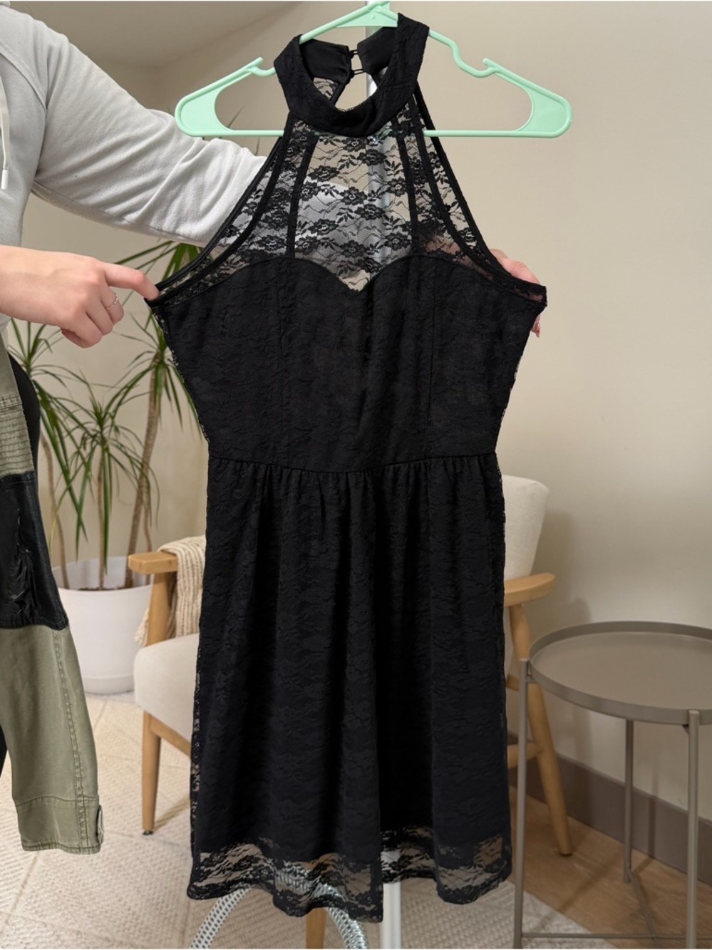 Women’s | Wet Seal Lace Halter Dress, Black | Large